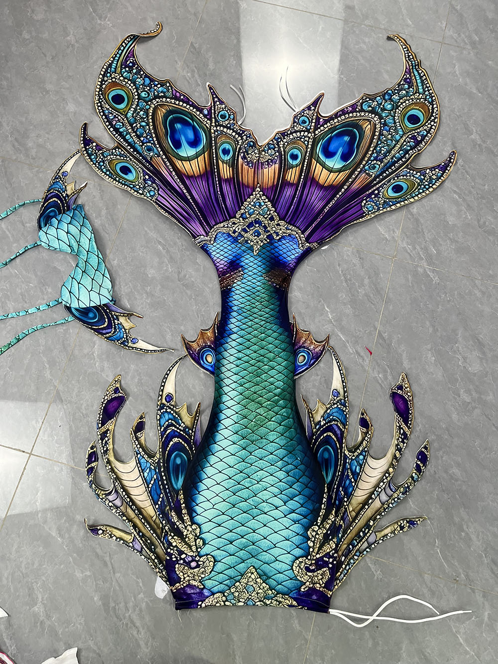 نمط جديد حورية البحر ذيل حورية - مراجعة Aquarium وسعره